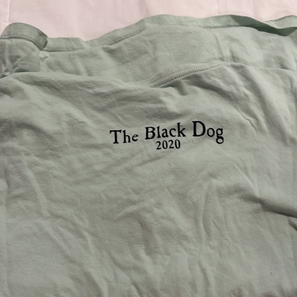 Black dog short sleeve - Picture 2 of 2